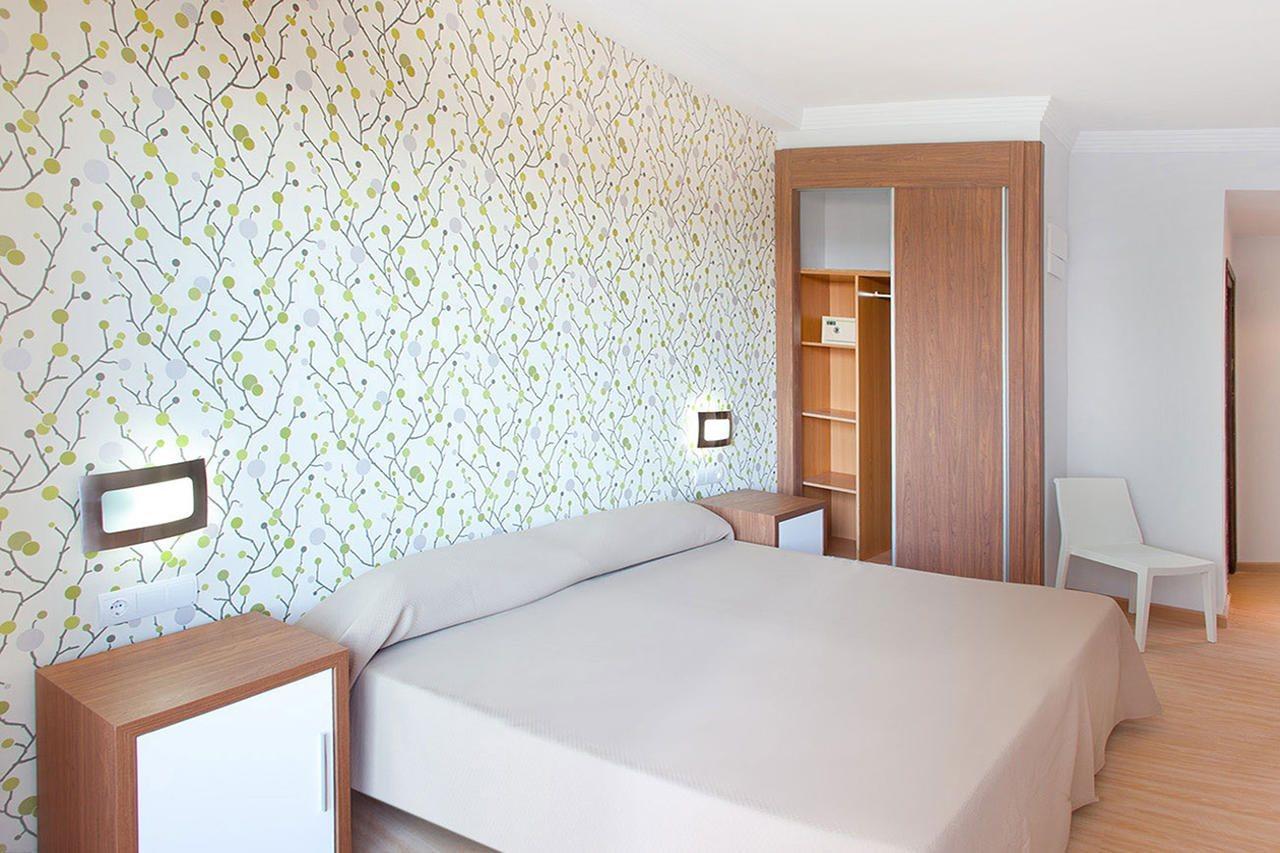 Rh Riviera - Adults Only